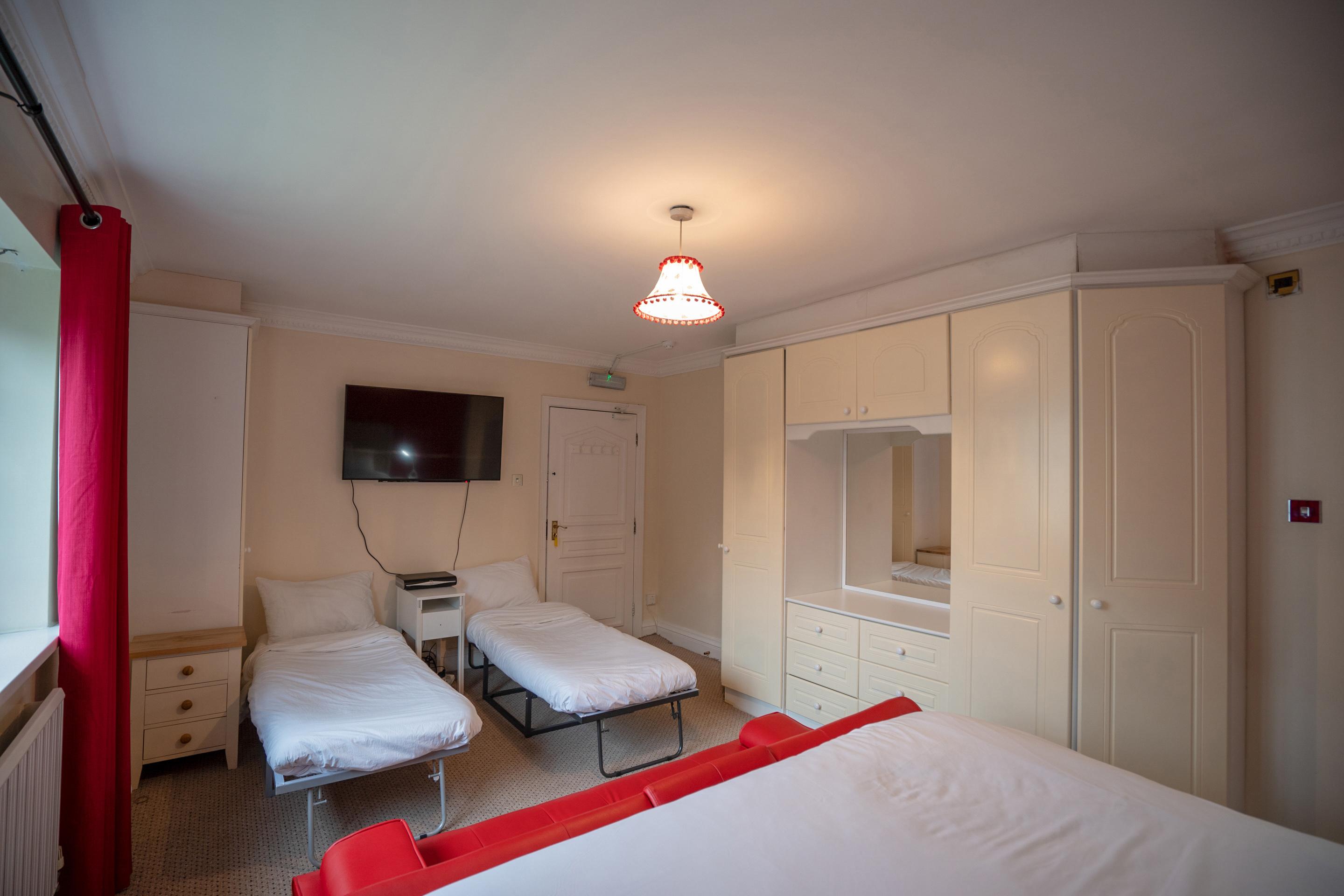 Oyo Oakcroft Guest House Manchester Airport Ringway Bagian luar foto