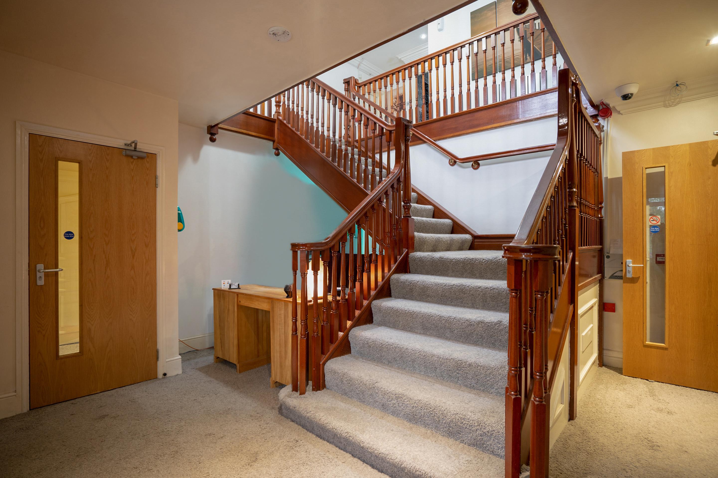 Oyo Oakcroft Guest House Manchester Airport Ringway Bagian luar foto