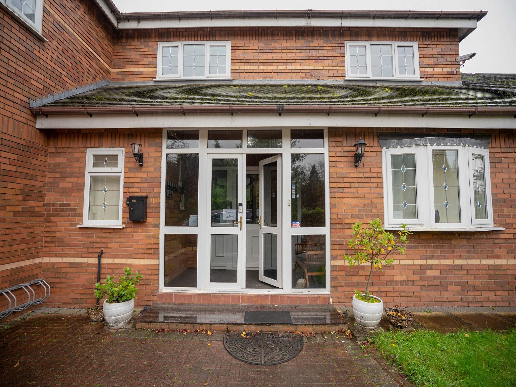 Oyo Oakcroft Guest House Manchester Airport Ringway Bagian luar foto