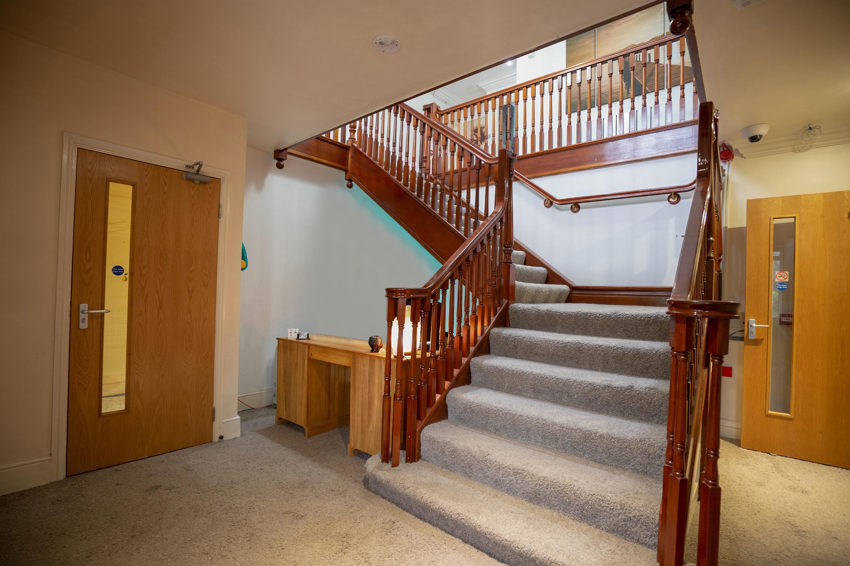 Oyo Oakcroft Guest House Manchester Airport Ringway Bagian luar foto