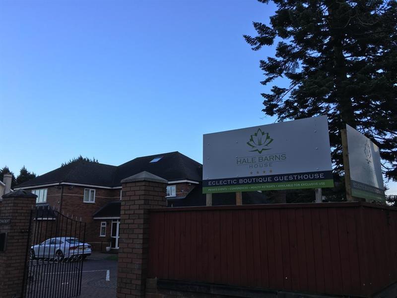 Oyo Oakcroft Guest House Manchester Airport Ringway Bagian luar foto